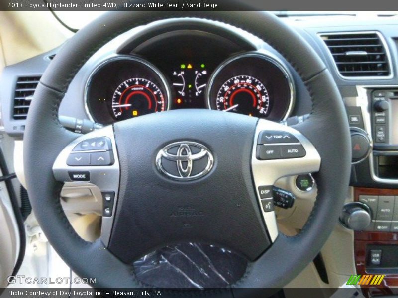 Blizzard White Pearl / Sand Beige 2013 Toyota Highlander Limited 4WD