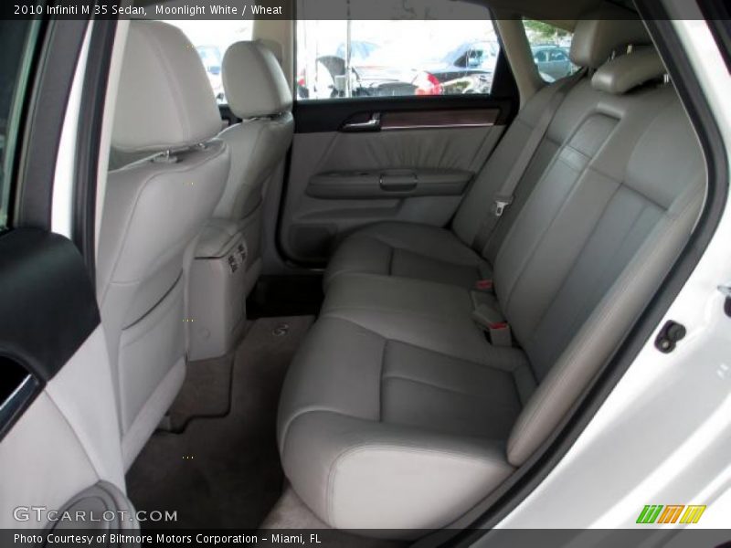Moonlight White / Wheat 2010 Infiniti M 35 Sedan