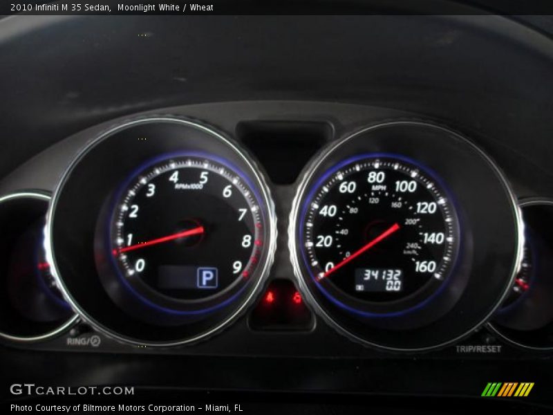 Moonlight White / Wheat 2010 Infiniti M 35 Sedan