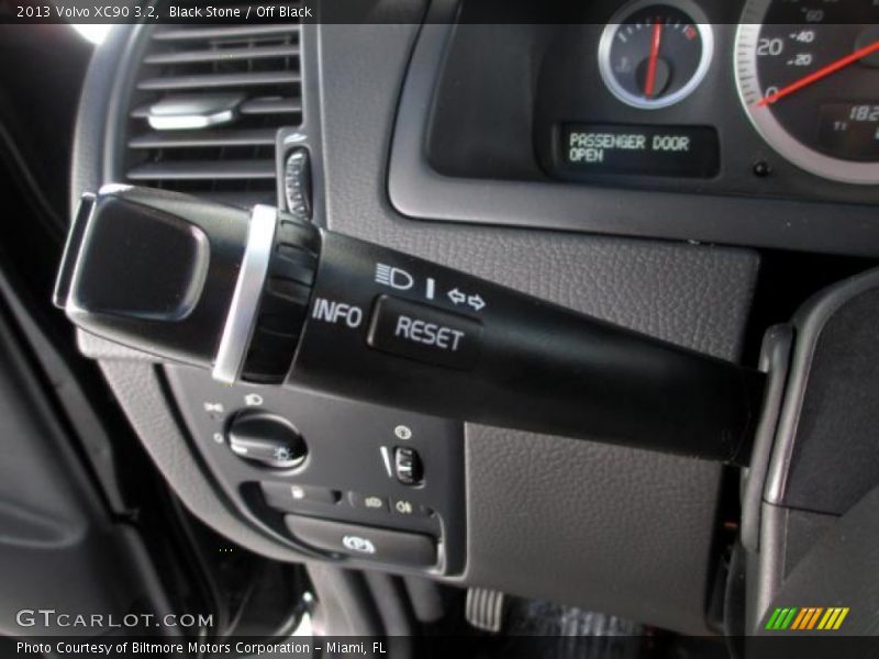Black Stone / Off Black 2013 Volvo XC90 3.2