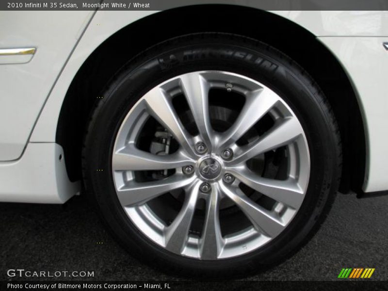 Moonlight White / Wheat 2010 Infiniti M 35 Sedan