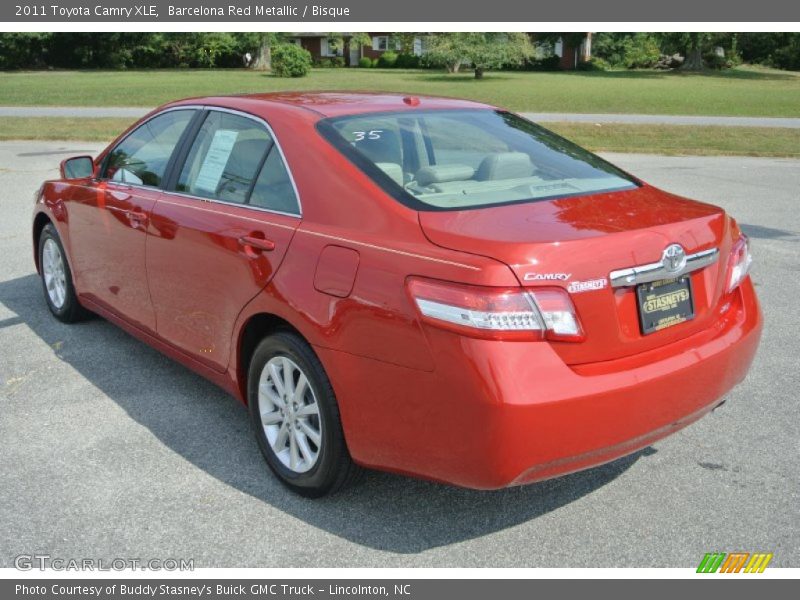 Barcelona Red Metallic / Bisque 2011 Toyota Camry XLE