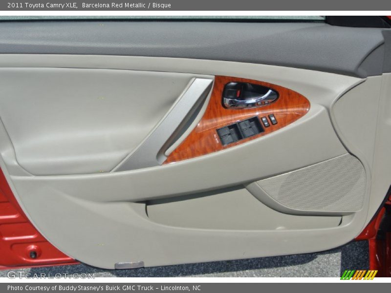 Barcelona Red Metallic / Bisque 2011 Toyota Camry XLE