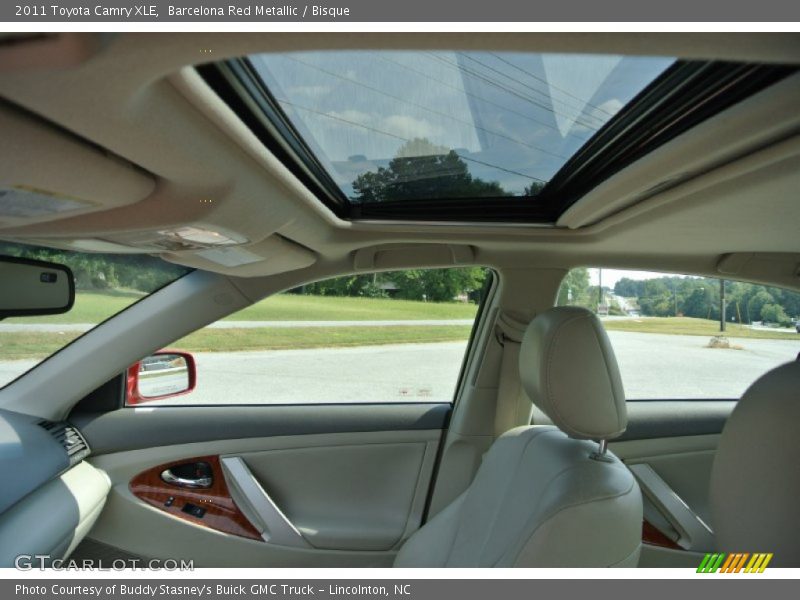Barcelona Red Metallic / Bisque 2011 Toyota Camry XLE