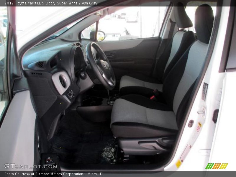Super White / Ash Gray 2012 Toyota Yaris LE 5 Door