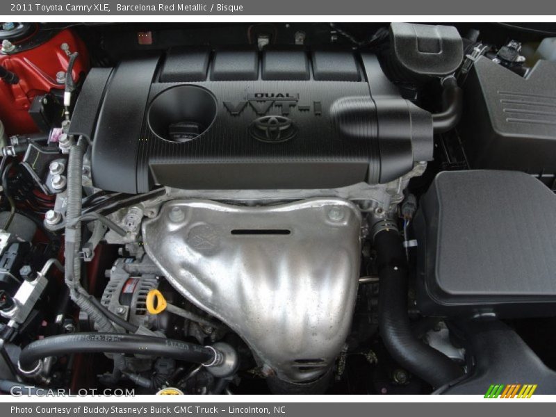Barcelona Red Metallic / Bisque 2011 Toyota Camry XLE