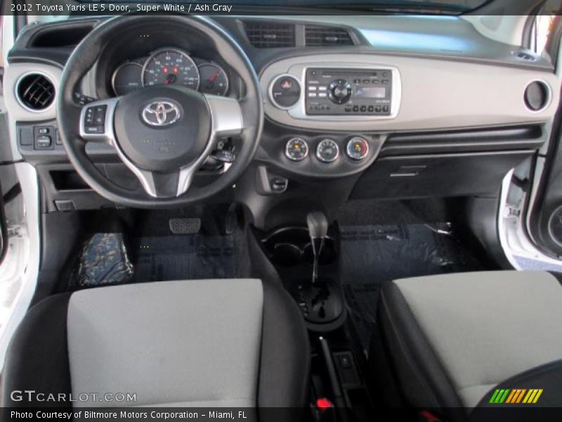 Super White / Ash Gray 2012 Toyota Yaris LE 5 Door