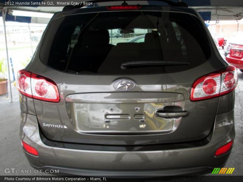 Mineral Gray / Beige 2012 Hyundai Santa Fe GLS