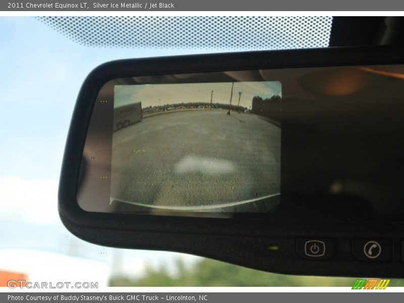 Silver Ice Metallic / Jet Black 2011 Chevrolet Equinox LT