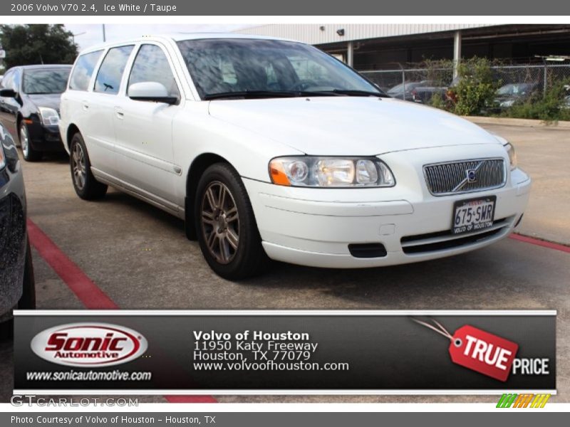 Ice White / Taupe 2006 Volvo V70 2.4