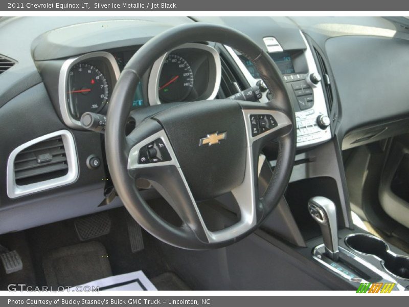 Silver Ice Metallic / Jet Black 2011 Chevrolet Equinox LT