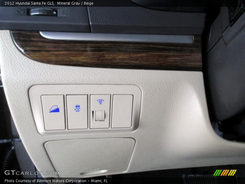 Mineral Gray / Beige 2012 Hyundai Santa Fe GLS