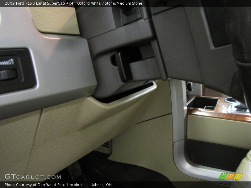 Oxford White / Stone/Medium Stone 2009 Ford F150 Lariat SuperCab 4x4