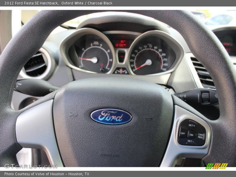 Oxford White / Charcoal Black 2012 Ford Fiesta SE Hatchback