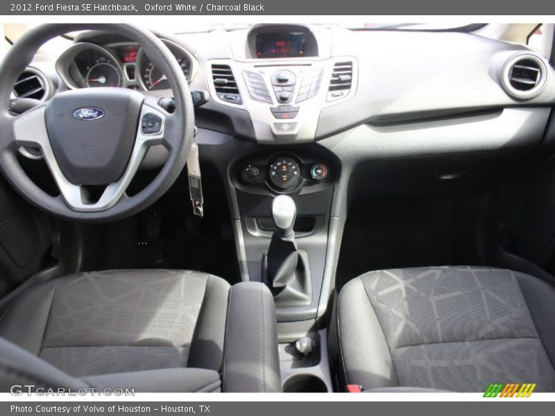Oxford White / Charcoal Black 2012 Ford Fiesta SE Hatchback