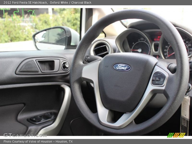 Oxford White / Charcoal Black 2012 Ford Fiesta SE Hatchback
