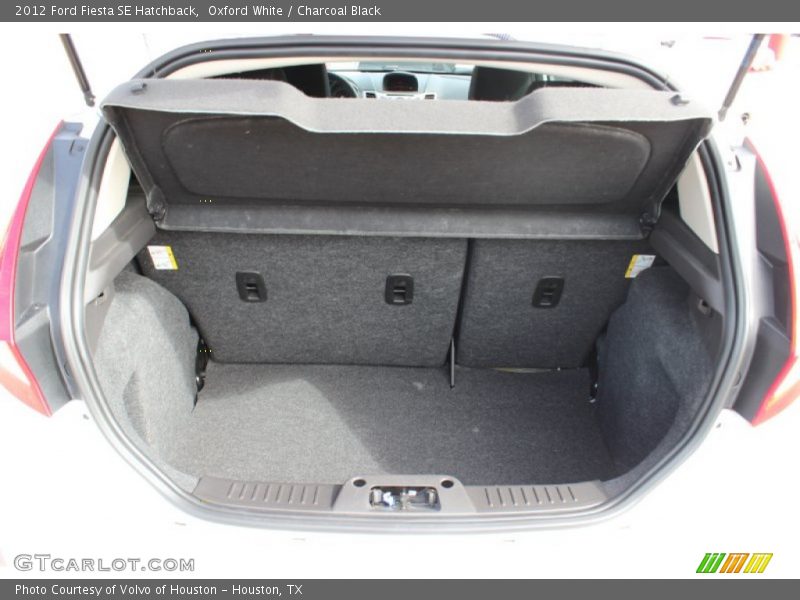 Oxford White / Charcoal Black 2012 Ford Fiesta SE Hatchback