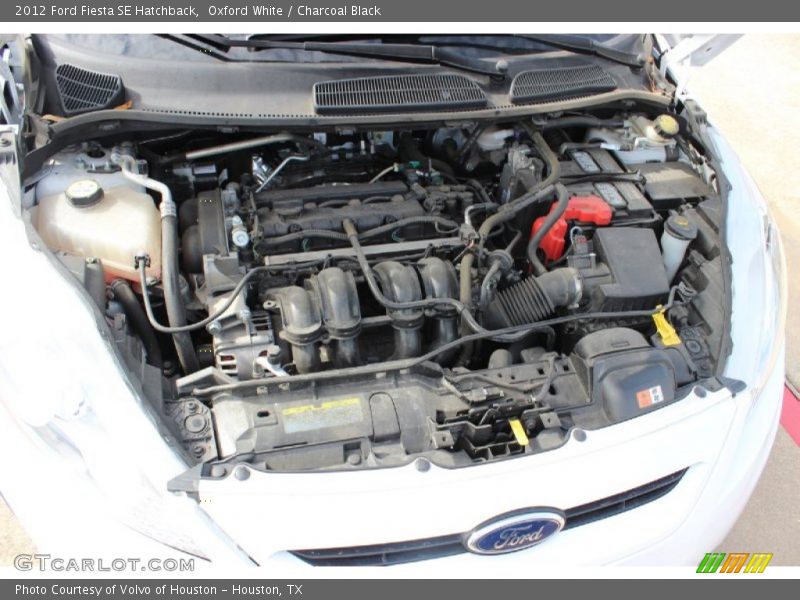 Oxford White / Charcoal Black 2012 Ford Fiesta SE Hatchback