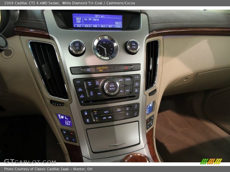 Controls of 2009 CTS 4 AWD Sedan