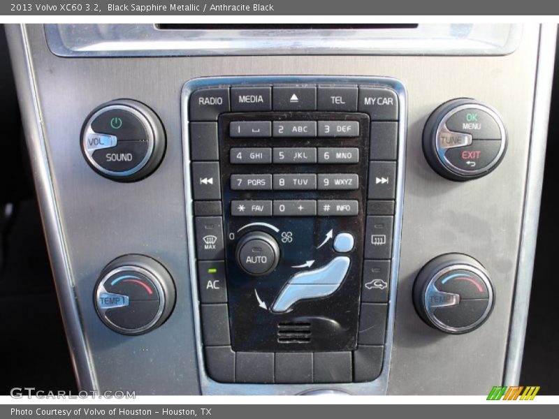 Black Sapphire Metallic / Anthracite Black 2013 Volvo XC60 3.2