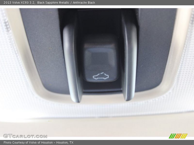 Black Sapphire Metallic / Anthracite Black 2013 Volvo XC60 3.2