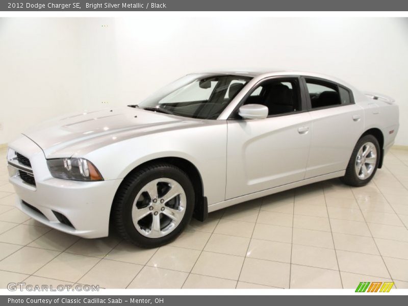 Bright Silver Metallic / Black 2012 Dodge Charger SE