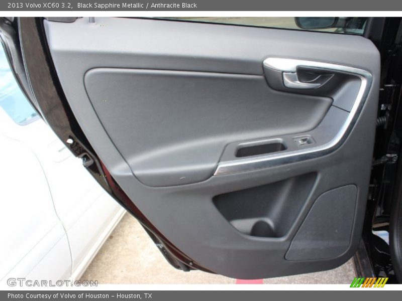 Black Sapphire Metallic / Anthracite Black 2013 Volvo XC60 3.2