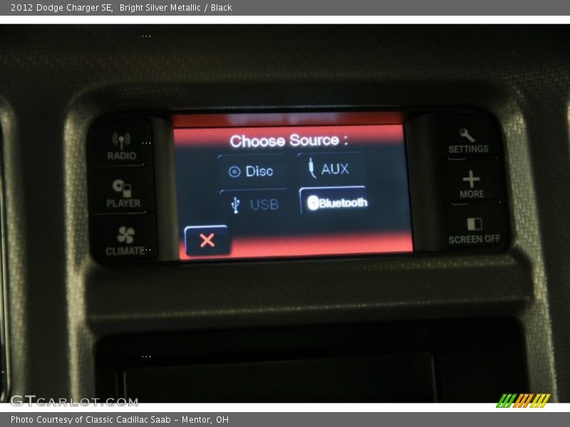 Bright Silver Metallic / Black 2012 Dodge Charger SE