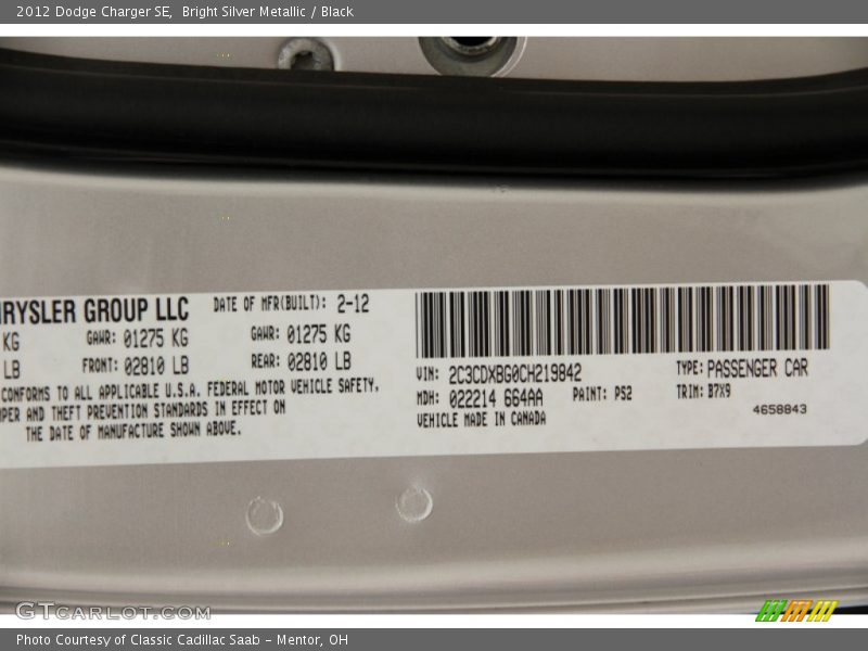 Bright Silver Metallic / Black 2012 Dodge Charger SE