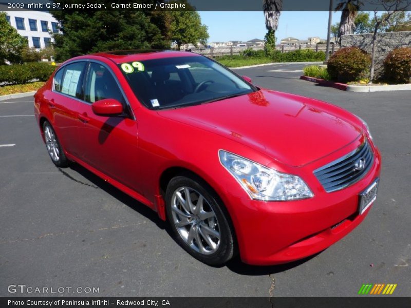 Front 3/4 View of 2009 G 37 Journey Sedan