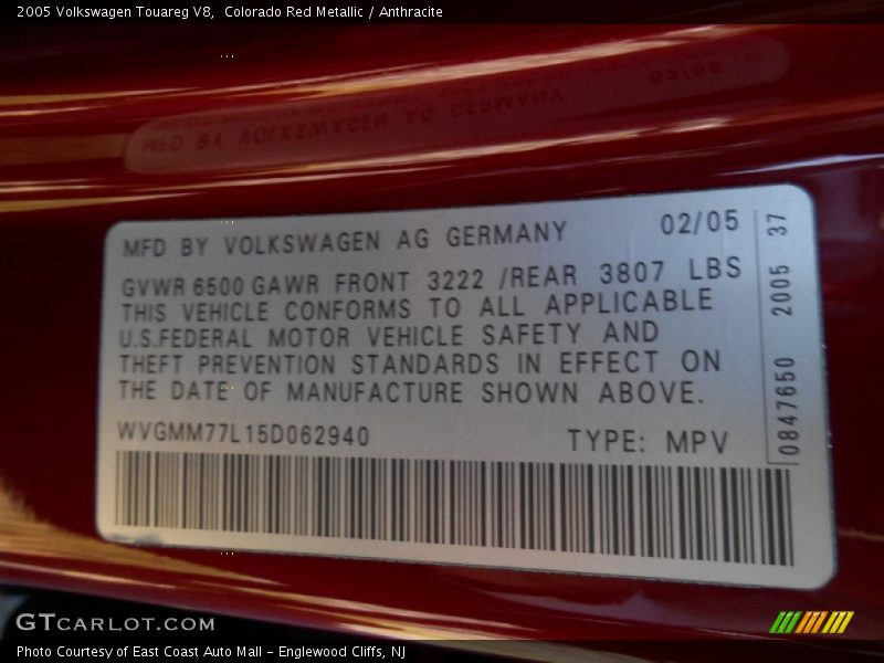 Colorado Red Metallic / Anthracite 2005 Volkswagen Touareg V8