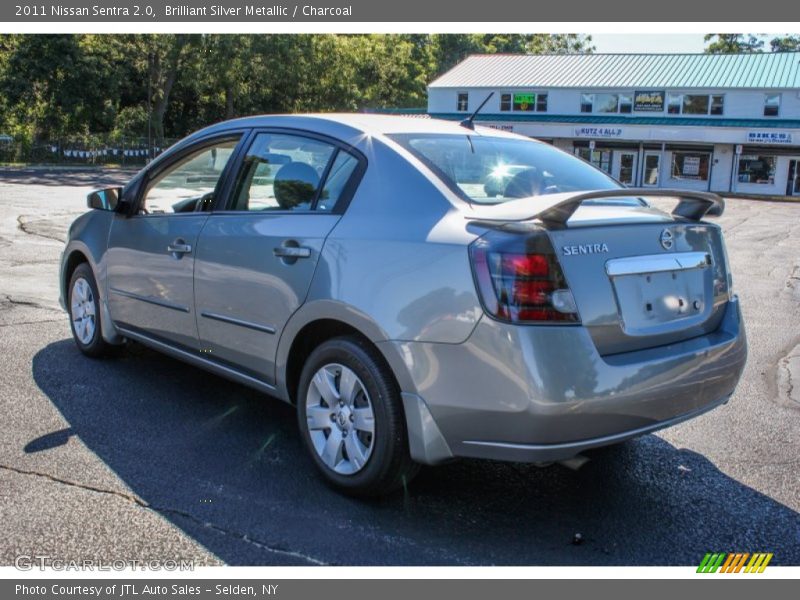 Brilliant Silver Metallic / Charcoal 2011 Nissan Sentra 2.0