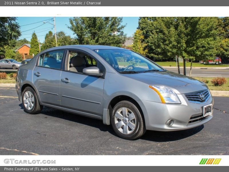 Brilliant Silver Metallic / Charcoal 2011 Nissan Sentra 2.0