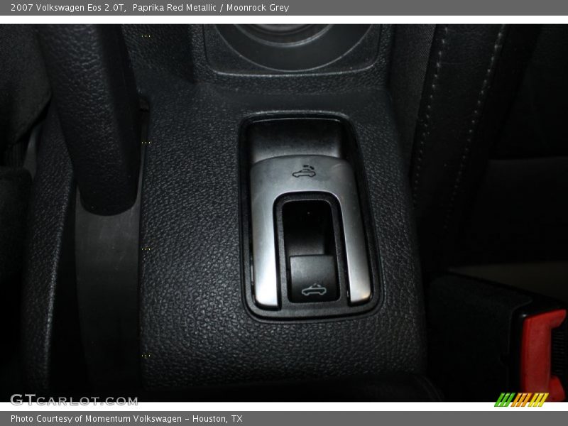 Paprika Red Metallic / Moonrock Grey 2007 Volkswagen Eos 2.0T