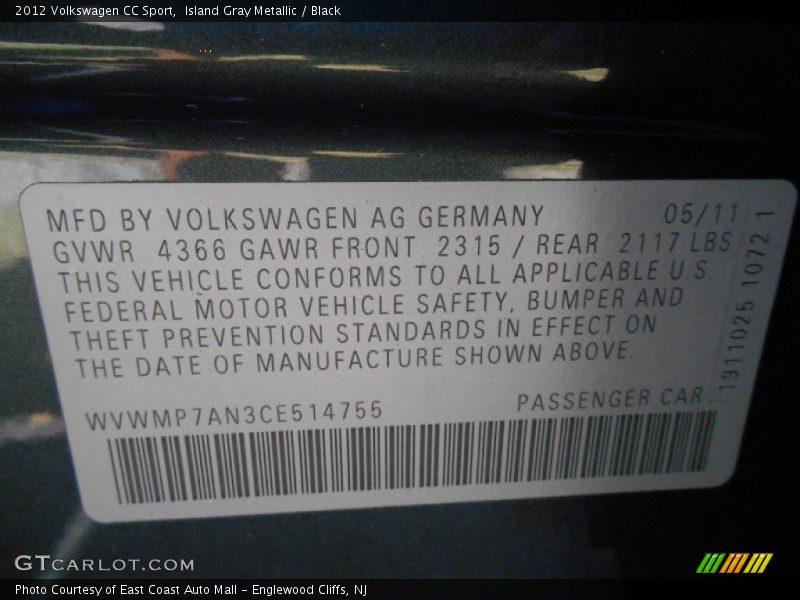 Island Gray Metallic / Black 2012 Volkswagen CC Sport