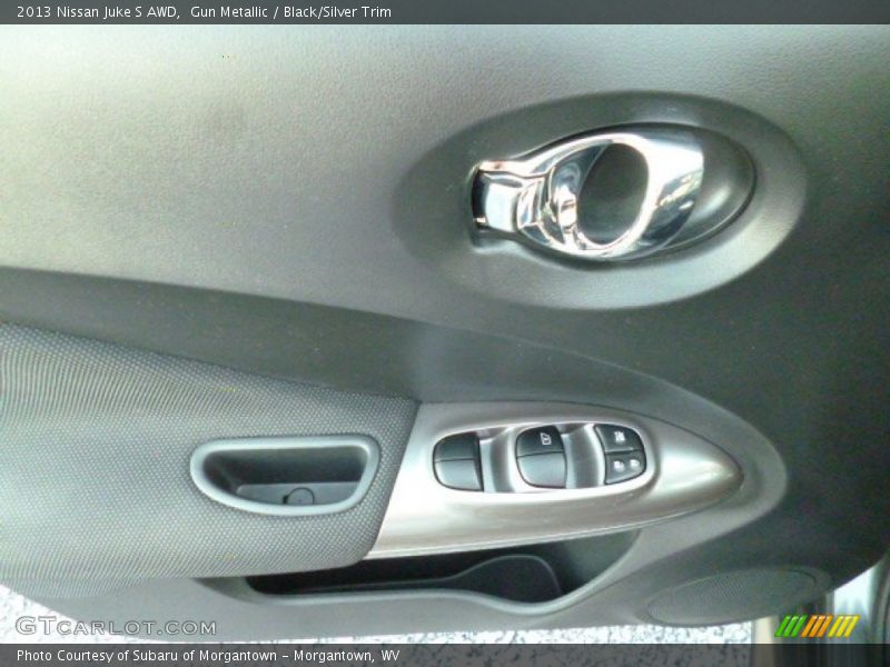 Gun Metallic / Black/Silver Trim 2013 Nissan Juke S AWD