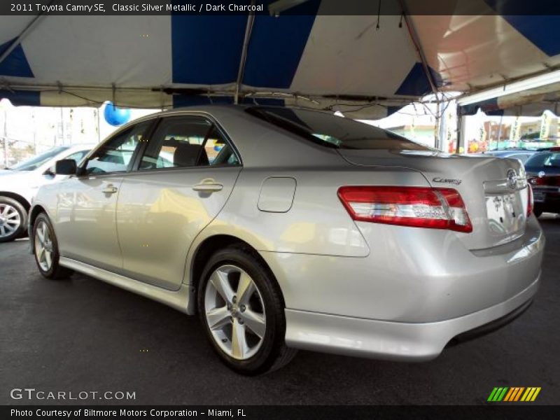 Classic Silver Metallic / Dark Charcoal 2011 Toyota Camry SE