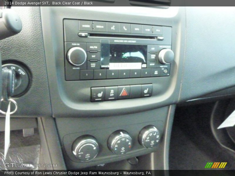 Controls of 2014 Avenger SXT