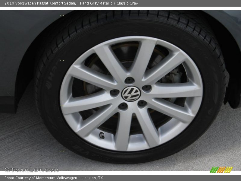 Island Gray Metallic / Classic Gray 2010 Volkswagen Passat Komfort Sedan