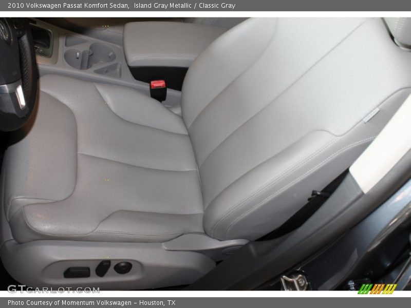 Island Gray Metallic / Classic Gray 2010 Volkswagen Passat Komfort Sedan