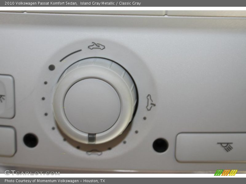 Island Gray Metallic / Classic Gray 2010 Volkswagen Passat Komfort Sedan