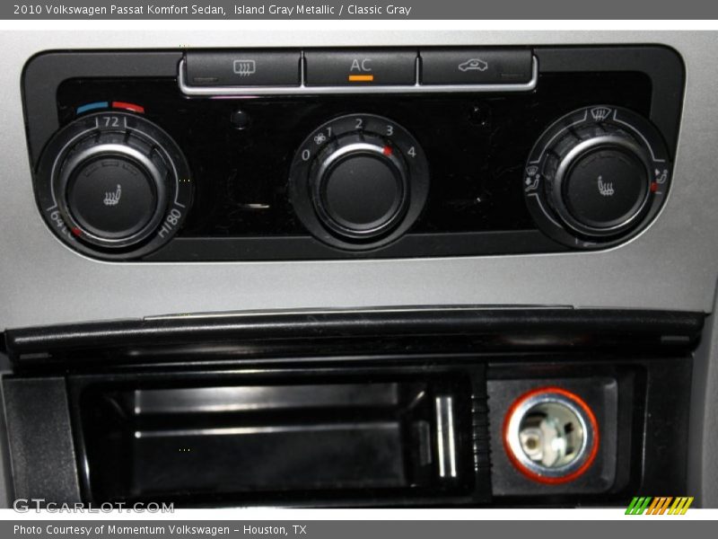 Island Gray Metallic / Classic Gray 2010 Volkswagen Passat Komfort Sedan