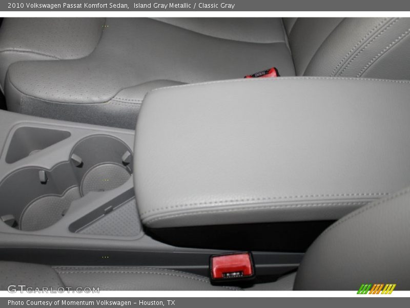 Island Gray Metallic / Classic Gray 2010 Volkswagen Passat Komfort Sedan