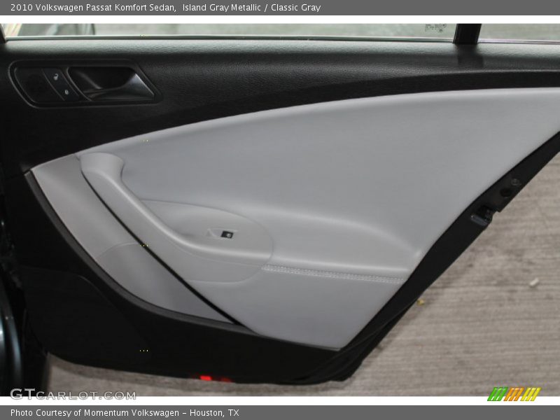 Island Gray Metallic / Classic Gray 2010 Volkswagen Passat Komfort Sedan