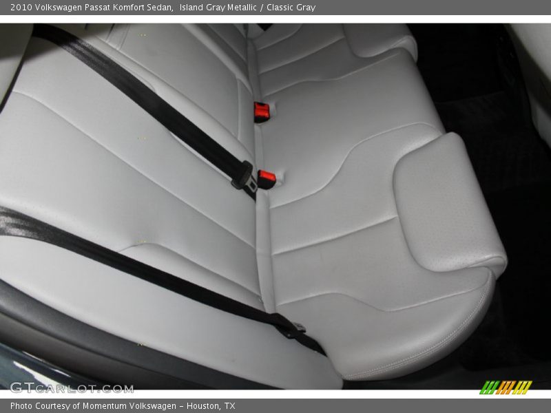 Island Gray Metallic / Classic Gray 2010 Volkswagen Passat Komfort Sedan