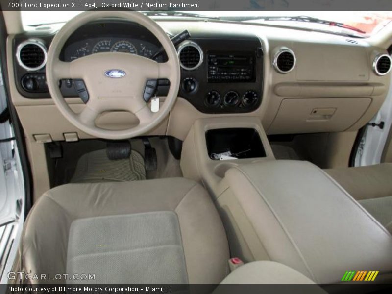 Oxford White / Medium Parchment 2003 Ford Expedition XLT 4x4