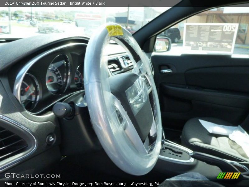 Bright White / Black 2014 Chrysler 200 Touring Sedan