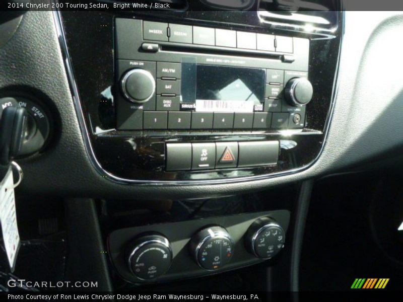 Bright White / Black 2014 Chrysler 200 Touring Sedan