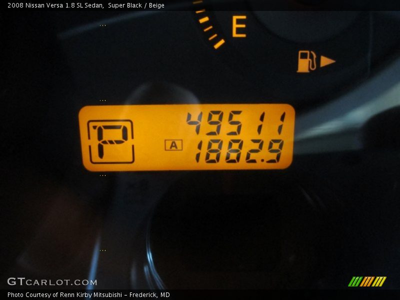 Super Black / Beige 2008 Nissan Versa 1.8 SL Sedan