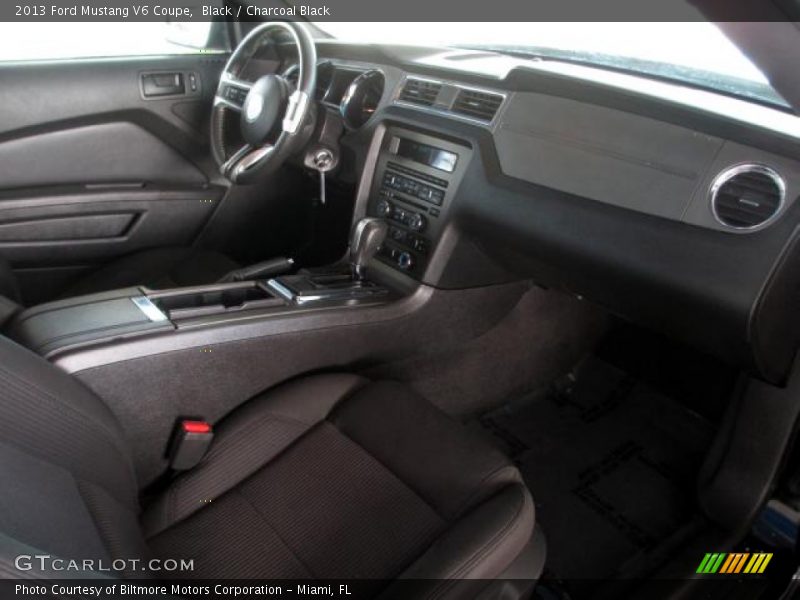 Black / Charcoal Black 2013 Ford Mustang V6 Coupe
